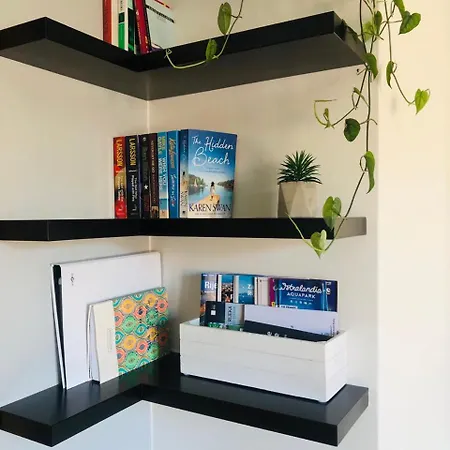 Tashi, Korzo - Rijeka, 2 Bedrooms アパート リエカ