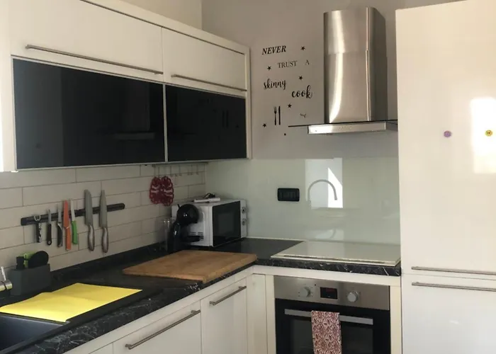 Tashi, Korzo - Rijeka, 2 Bedrooms * Rijeka