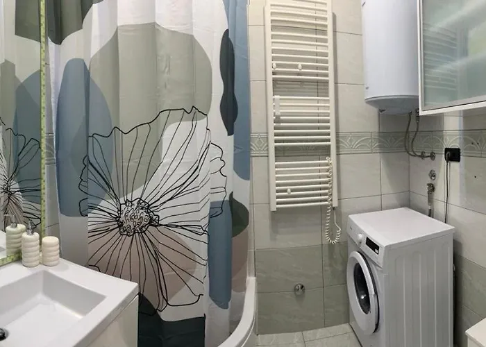 Tashi, Korzo - Rijeka, 2 Bedrooms Rijeka