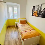 Tashi, Korzo - Rijeka, 2 Bedrooms Rijeka
