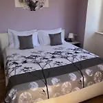 Tashi, Korzo - Rijeka, 2 Bedrooms Apartman Rijeka