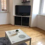 Apartman Tashi, Korzo - Rijeka, 2 Bedrooms *