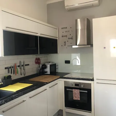 Tashi, Korzo - Rijeka, 2 Bedrooms * Rijeka