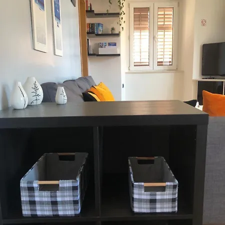 아파트 Tashi, Korzo - Rijeka, 2 Bedrooms 리예카