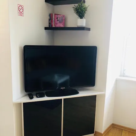 Appartamento Tashi, Korzo - Rijeka, 2 Bedrooms
