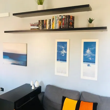 Tashi, Korzo - Rijeka, 2 Bedrooms Appartamento *