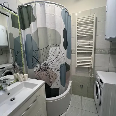 Tashi, Korzo - Rijeka, 2 Bedrooms Appartamento