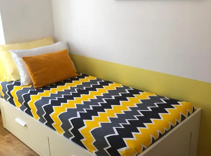 Tashi, Korzo - Rijeka, 2 Bedrooms Appartement *