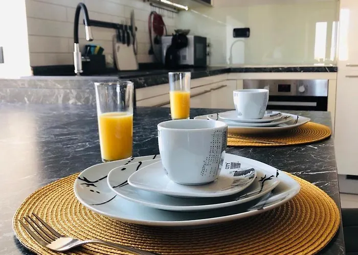 Lägenhet Tashi, Korzo - Rijeka, 2 Bedrooms *